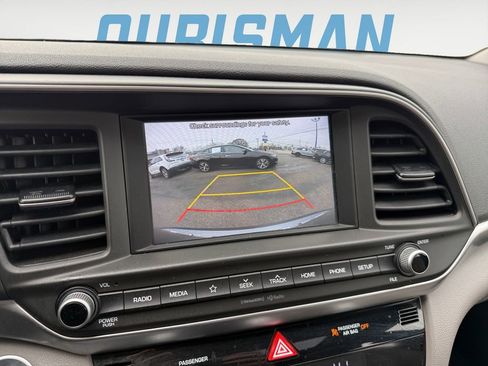 Used 2020 Hyundai Elantra Value Edition w/ Winter Weather Package image 20