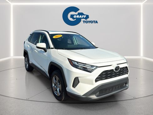 Used 2023 Toyota RAV4 XLE w/ Convenience Package AWD/4WD image 5