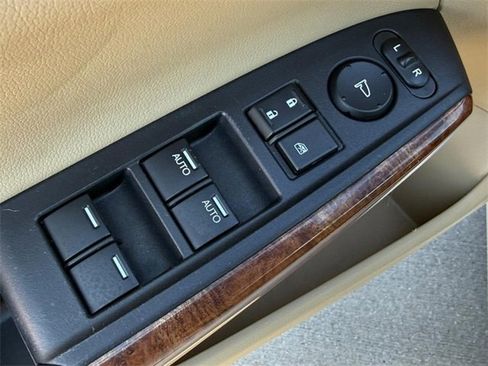 Used 2011 Honda Accord EX-L image 13