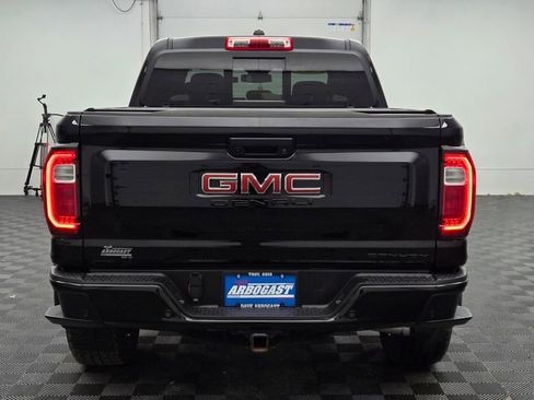 Used 2024 GMC Canyon Denali w/ LPO, Denali Black Edition image 17