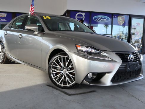 Used 2014 Lexus IS 250 AWD image 3