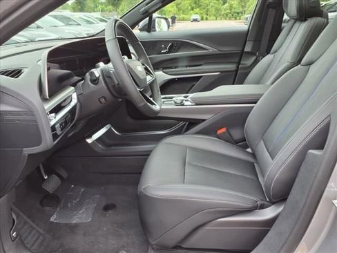New 2025 Cadillac Lyriq Sport image 17