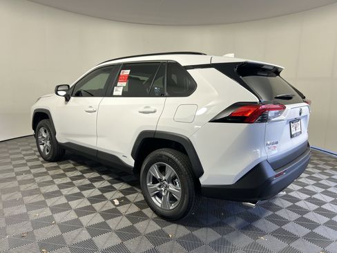 New 2024 Toyota RAV4 LE image 6