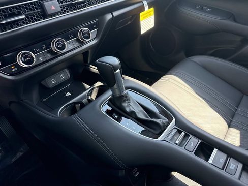 Certified 2026 Honda HR-V EX-L image 7