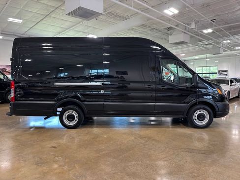 Used 2023 Ford Transit 250 148 High Roof Extended w/ Load Area Protection Package RWD image 10