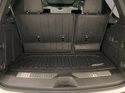 Used 2025 GMC Yukon Denali Ultimate w/ LPO, Floor Liner Package image 21