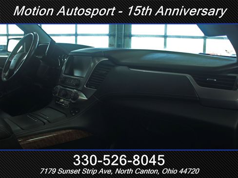 Used 2020 Chevrolet Suburban Premier AWD/4WD image 37