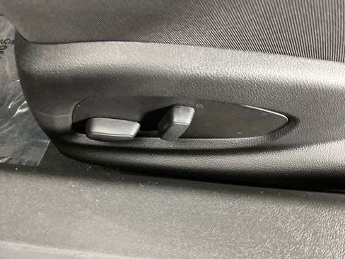 Used 2024 Chevrolet Camaro LT image 10