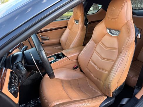 Used 2013 Maserati GranTurismo Sport image 33