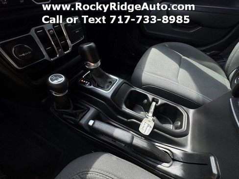 Used 2022 Jeep Wrangler Unlimited Sport AWD/4WD image 22