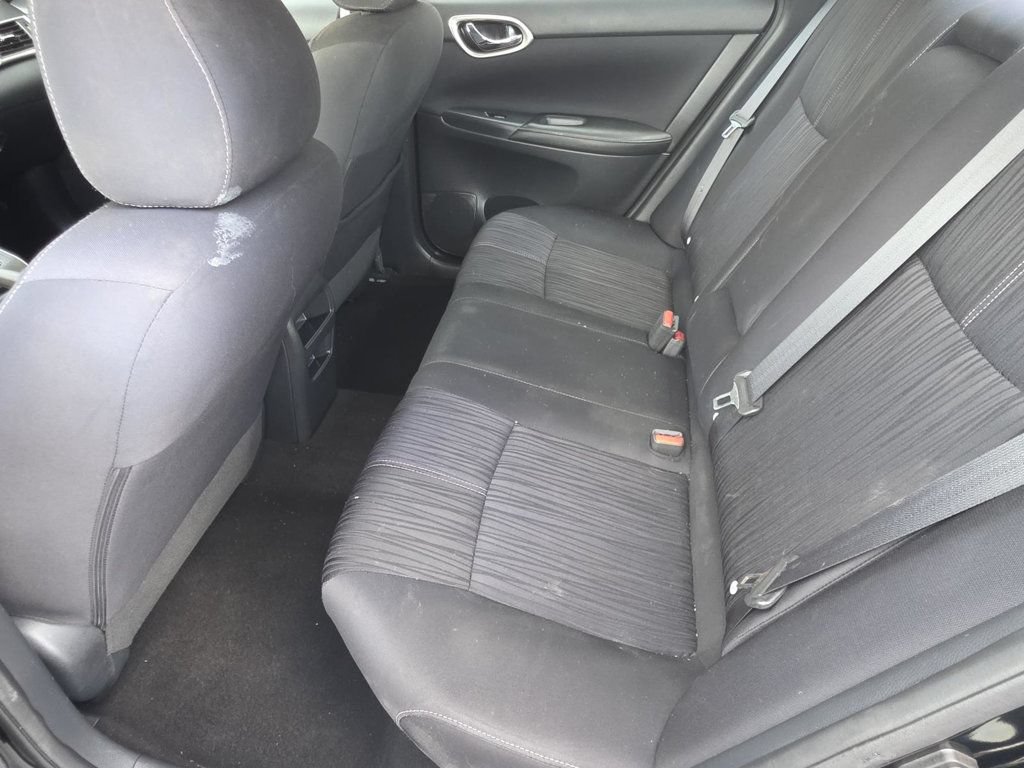 Used 2016 Nissan Sentra SV FWD image 9