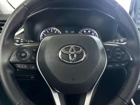 Used 2022 Toyota RAV4 XLE Premium FWD image 22
