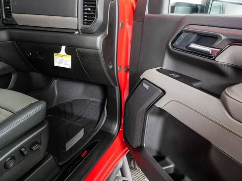 New 2026 Chevrolet Silverado 2500 ZR2 image 25