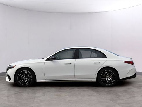 Certified 2026 Mercedes-Benz E 350 4MATIC Sedan image 4
