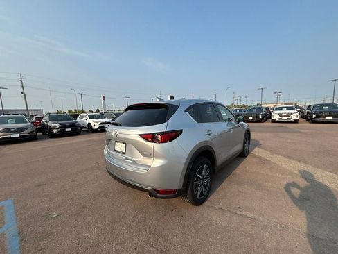 Used 2017 MAZDA CX-5 Grand Touring w/ Premium Package AWD/4WD image 5
