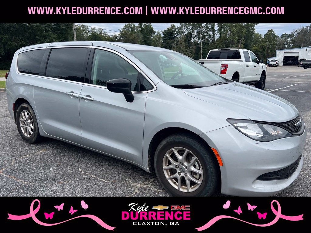 Used 2024 Chrysler Voyager LX FWD image 1
