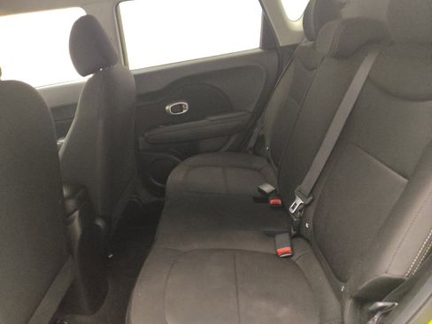 Used 2018 Kia Soul image 18