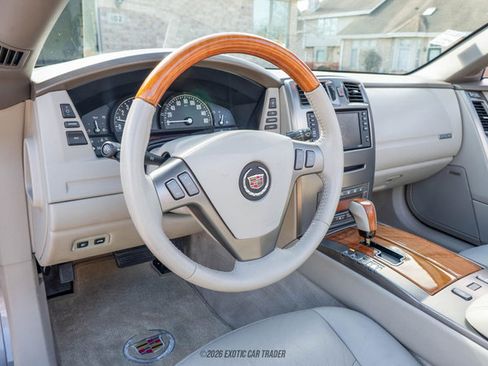 Used 2004 Cadillac XLR image 42
