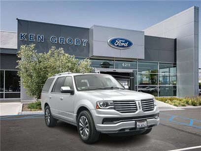Used 2017 Lincoln Navigator Select