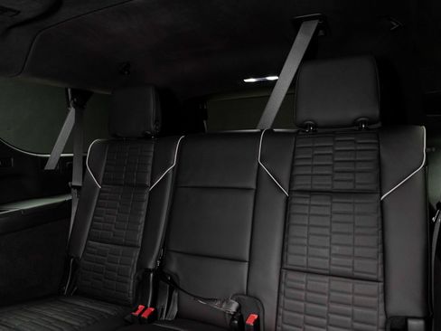 Used 2025 Cadillac Escalade ESV Sport Platinum AWD/4WD image 81