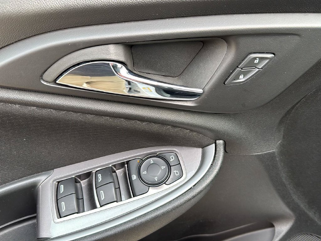 Used 2024 Chevrolet Malibu LT FWD image 24
