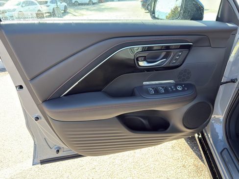 New 2026 Acura ADX A-Spec image 10