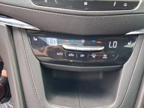 Used 2020 Cadillac XT5 Premium Luxury AWD/4WD image 46