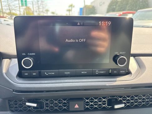 Certified 2024 Honda Accord EX image 28