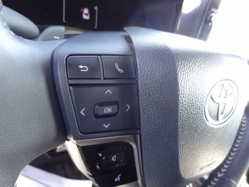 Used 2026 Toyota Camry SE w/ Multimedia Upgrade Package FWD image 16
