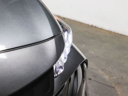 Certified 2022 Toyota Prius Prime LE FWD image 8