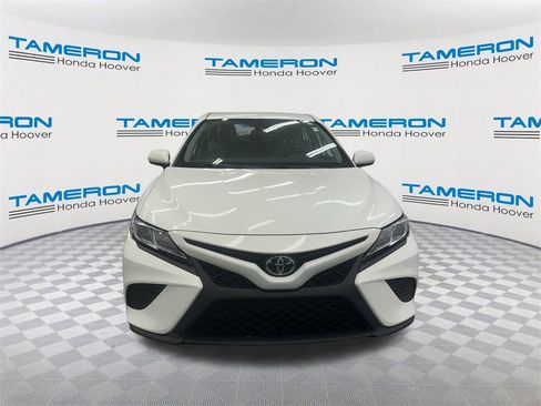 Used 2019 Toyota Camry SE image 8