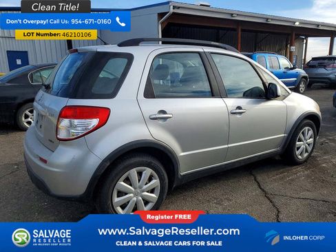 Used 2010 Suzuki SX4 AWD Hatchback image 4