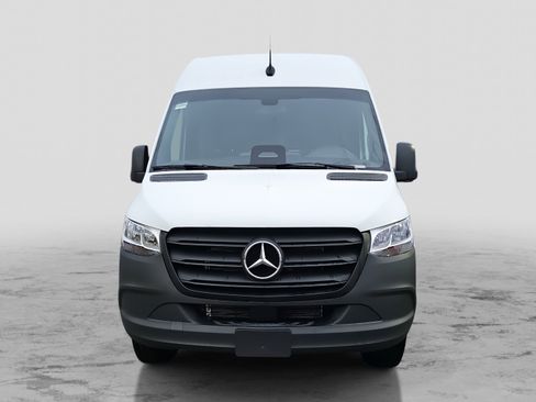 New 2026 Mercedes-Benz Sprinter 2500 image 2