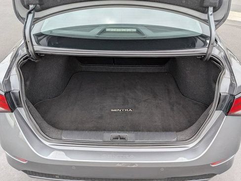 Used 2024 Nissan Sentra SV FWD image 10