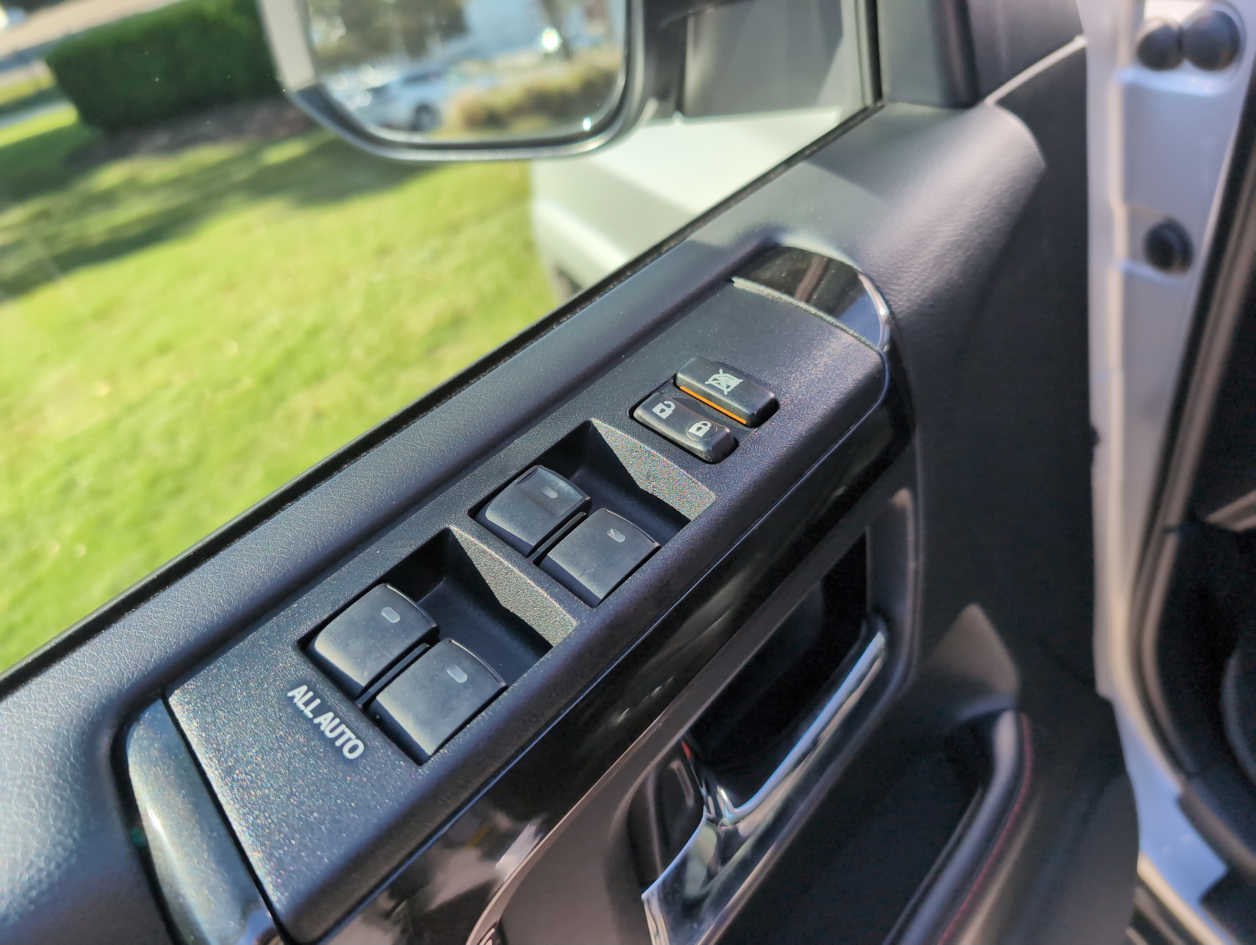 Certified 2023 Toyota 4Runner TRD Off-Road Premium w/ Moonroof Package AWD/4WD image 3