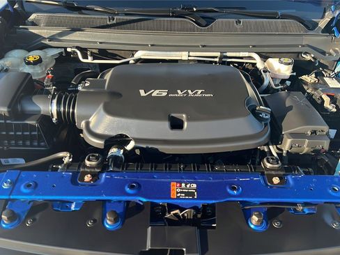 Used 2018 Chevrolet Colorado Z71 image 23