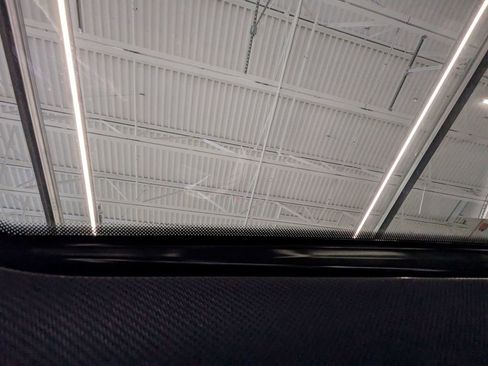 Certified 2025 BMW 530i xDrive w/ Premium Package image 28