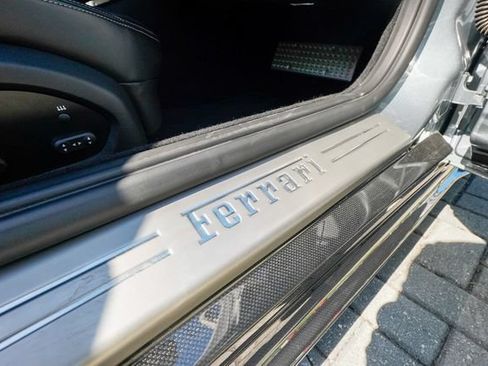 Used 2018 Ferrari 812 Superfast RWD image 69