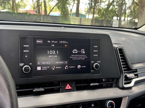 Used 2025 Kia Sportage LX FWD image 20