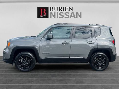 Used 2021 Jeep Renegade Latitude AWD/4WD image 2