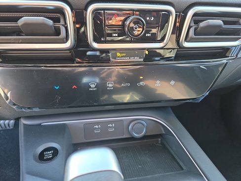 New 2026 Nissan Sentra SR w/ Floor Mat Package FWD image 29
