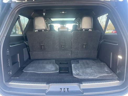 Used 2024 Lincoln Navigator L Reserve image 11