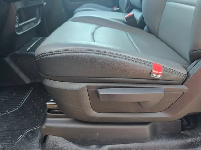 Used 2025 RAM 5500 Tradesman AWD/4WD image 11