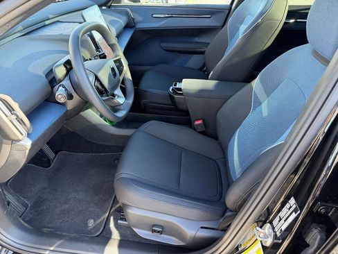 Certified 2025 Volvo EX30 Ultra image 24