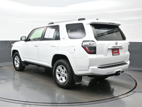 Used 2024 Toyota 4Runner SR5 RWD image 4