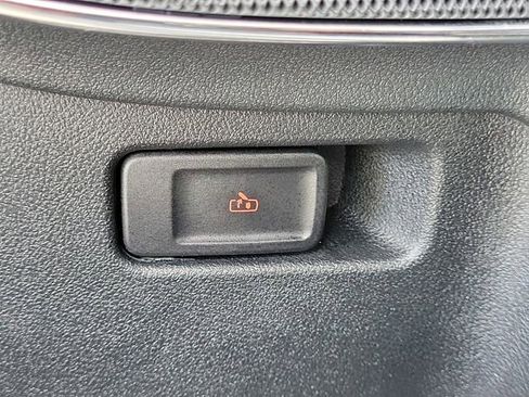 Certified 2024 Lincoln Aviator 2WD w/ Premium Package image 30