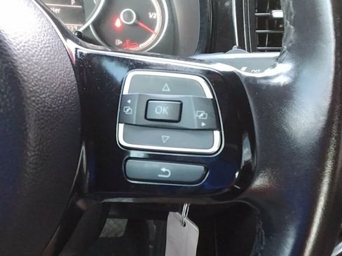 Used 2018 Volkswagen Beetle 2.0T S FWD image 14