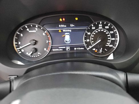 Used 2019 INFINITI QX50 Luxe w/ Navigation Package image 16