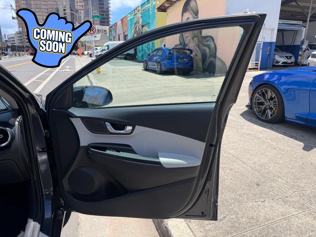Used 2022 Hyundai Kona SEL w/ Convenience Package FWD image 12