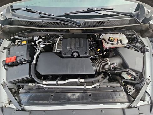 Used 2024 Chevrolet Silverado 1500 RST w/ Protection Package image 17